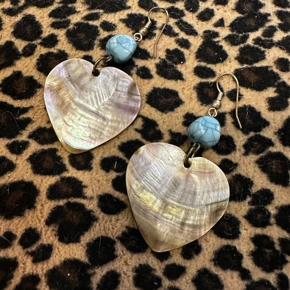 Turquoise Heart Shell Earrings - Picture 4 of 8